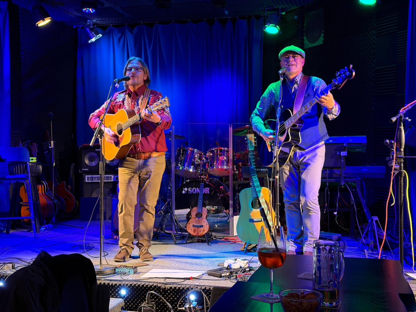 Beautifools live on stage